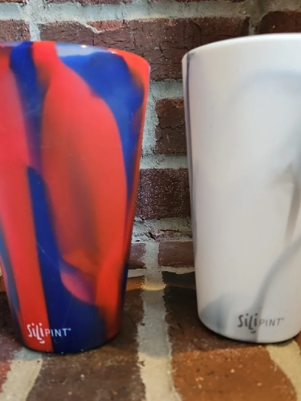 Duluth Trading Co Red, Blue & White Silicone Pint Cup Set of 4